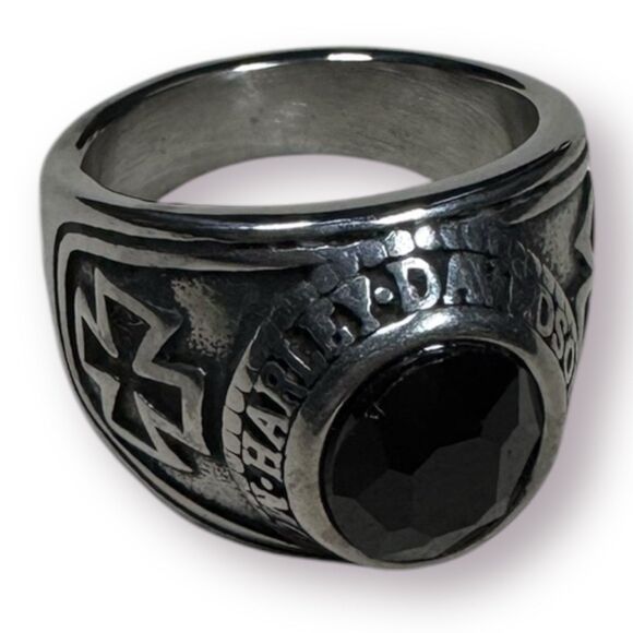 Harley Davidson Signet Ring Cross &‎ Big Black Rhinestone Gothic Biker Size 12 - Picture 1 of 5